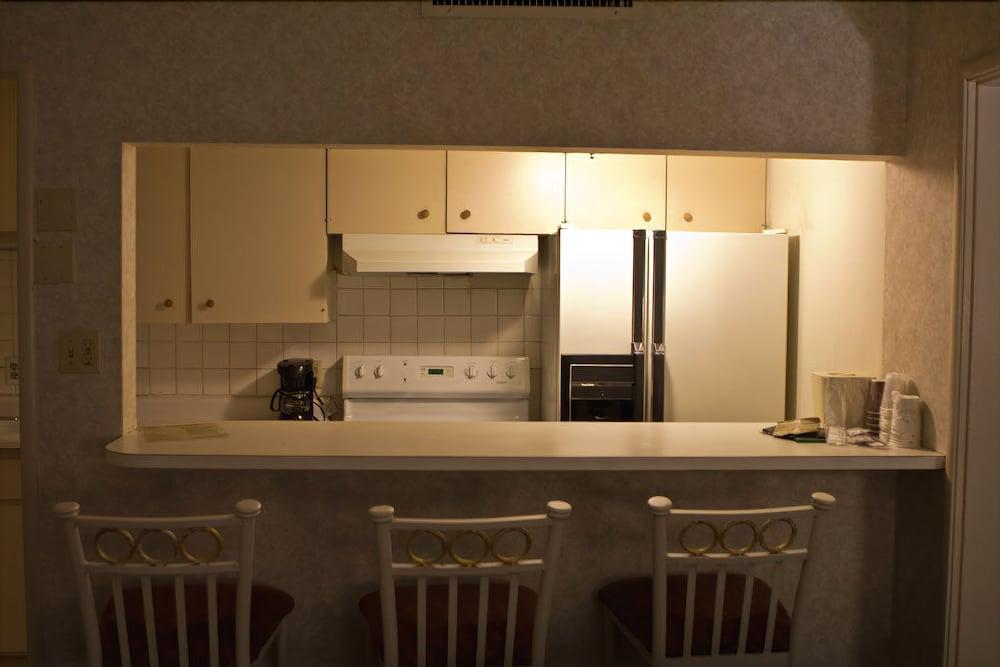 Ashlan Motel